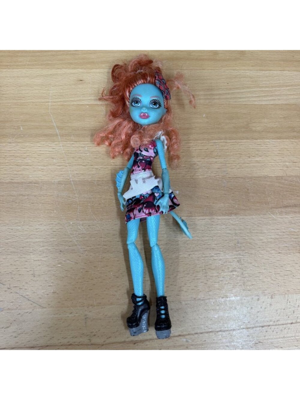 Monster High Doll Lorna McNessie Student Exchange Mattel 2014 *READ*